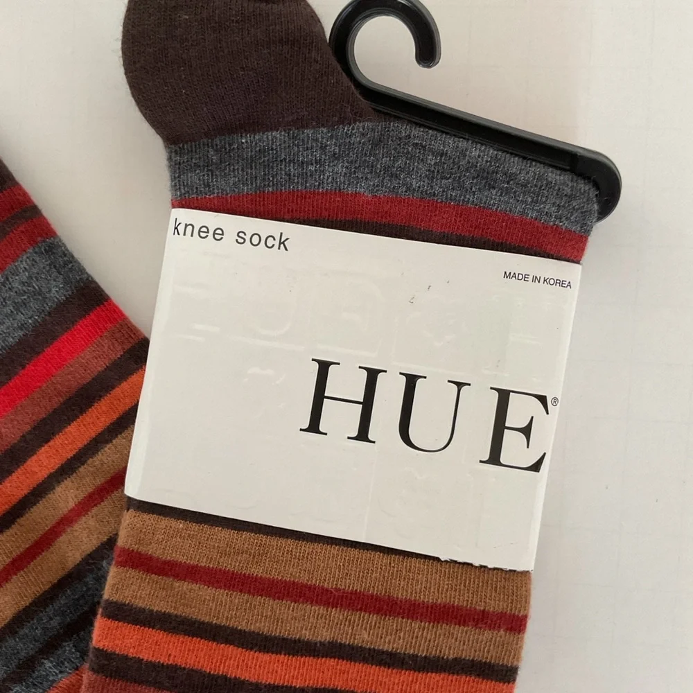 Hue NWT Knee socks OS